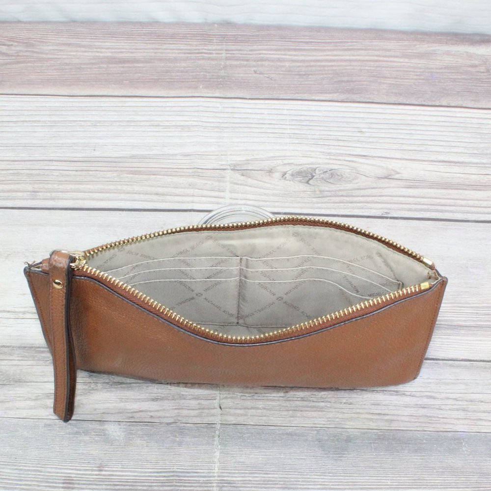 Michael Kors Bedford Brown Leather Purse Wristlet Clutch Wallet - Picture 8 of 9